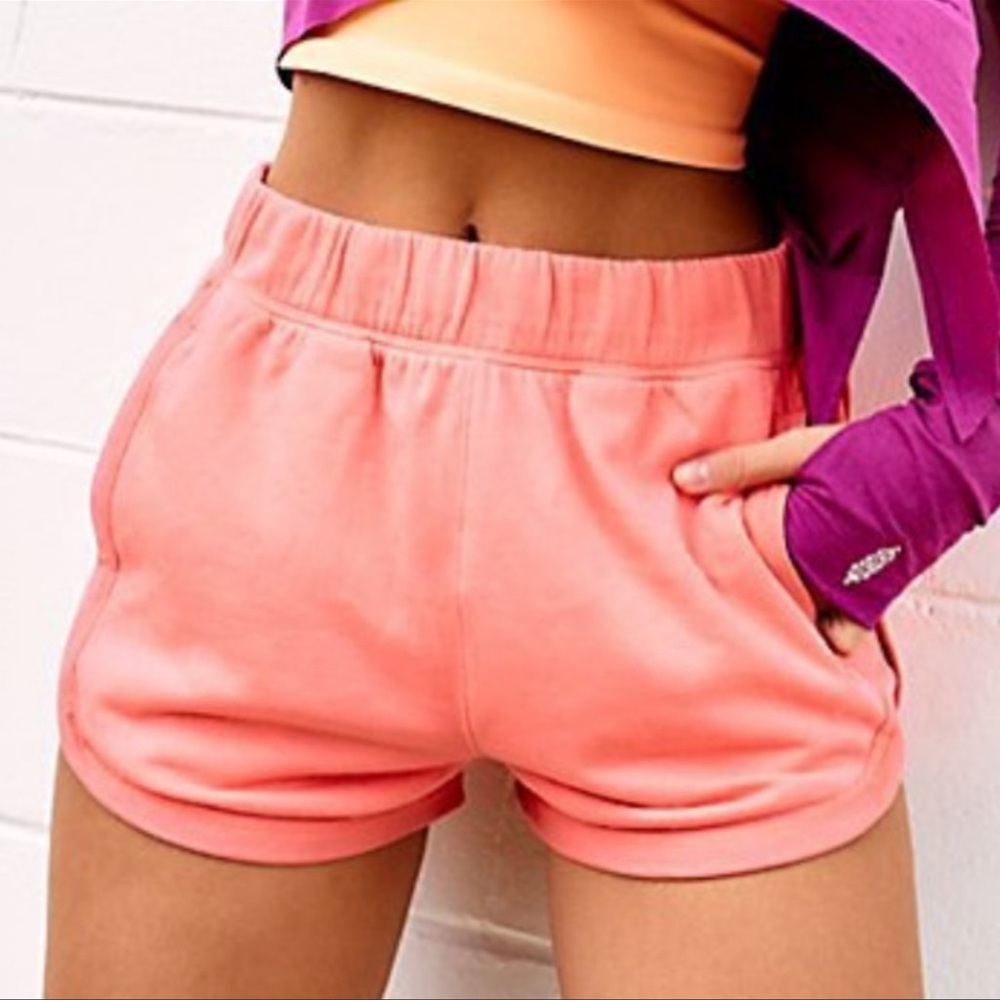 Free People Movement Grand Slam
Shorts in Flamingo size XS